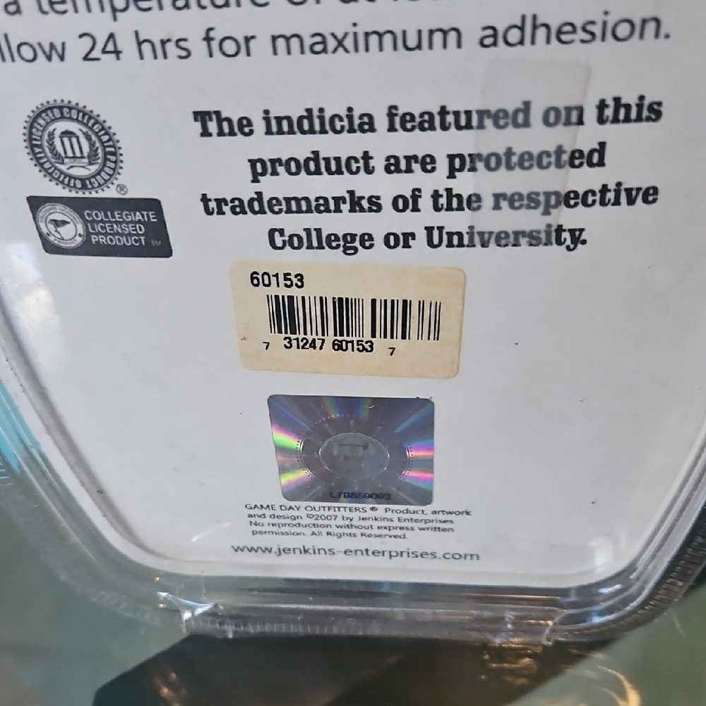 NWT: UNC-Chapel Hill Carolina Tar Heels Auto Emblem - Picture 7 of 10